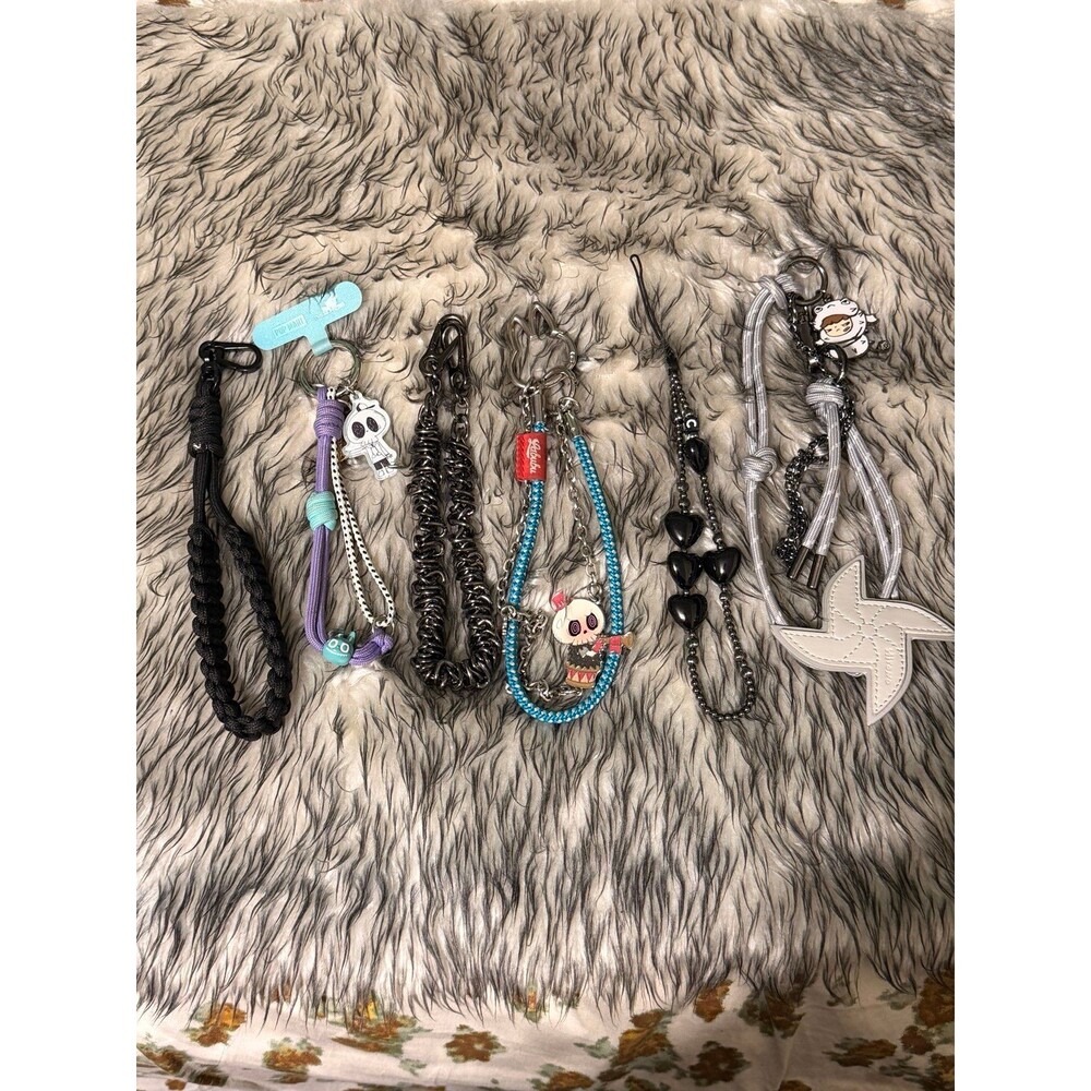 Bundle POP MART and extras Pendants and straps